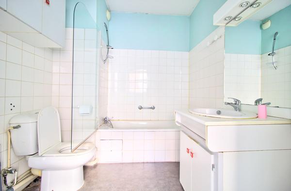 AGEN - Appartement T2 de 50m2 en hyper-centre avec ascenseur, balcon et chambre.