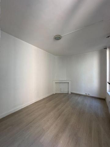 IMMEUBLE DE RAPPORT de 99 m2 et 45m2 de local commercial - Wazemmes
