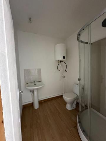 IMMEUBLE DE RAPPORT de 99 m2 et 45m2 de local commercial - Wazemmes