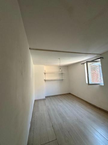 IMMEUBLE DE RAPPORT de 99 m2 et 45m2 de local commercial - Wazemmes