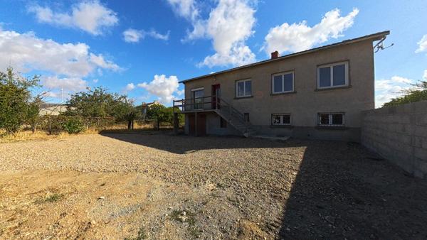 Maison
                                                                                                                                                                                                                                                                                                                        5 pièce(s)                                                                                                                                                                                                          4 chambre(s)                                                                                                                                                                                                          121  m²
