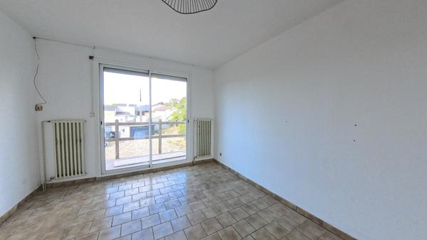 Maison
                                                                                                                                                                                                                                                                                                                        5 pièce(s)                                                                                                                                                                                                          4 chambre(s)                                                                                                                                                                                                          121  m²