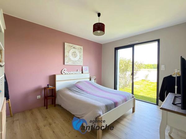 Maison contemporaine haut de gamme avec piscine et jacuzzi