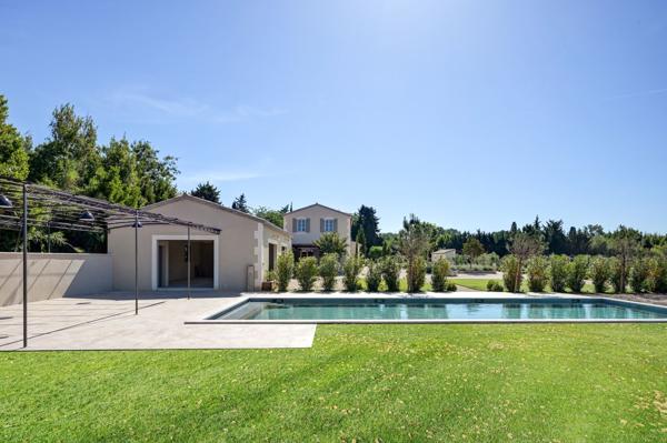 Vente Maison de luxe Saint-Rémy-de-Provence 10 Pièces 460 m²