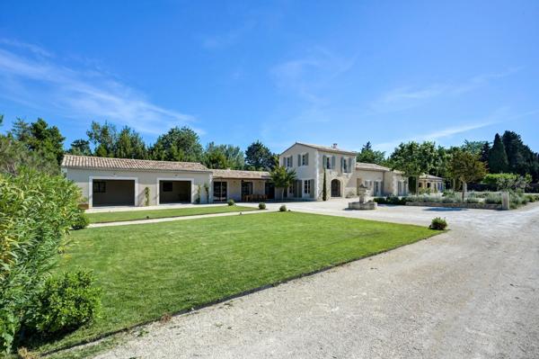 Vente Maison de luxe Saint-Rémy-de-Provence 10 Pièces 460 m²