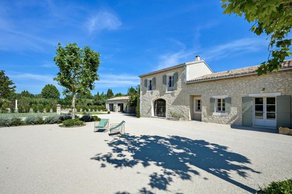 Vente Maison de luxe Saint-Rémy-de-Provence 10 Pièces 460 m²