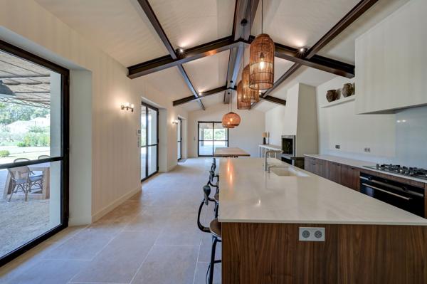 Vente Maison de luxe Saint-Rémy-de-Provence 10 Pièces 460 m²