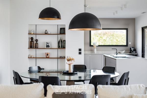 Maison contemporaine de plain-pied avec piscine à Buzet-sur-Tarn