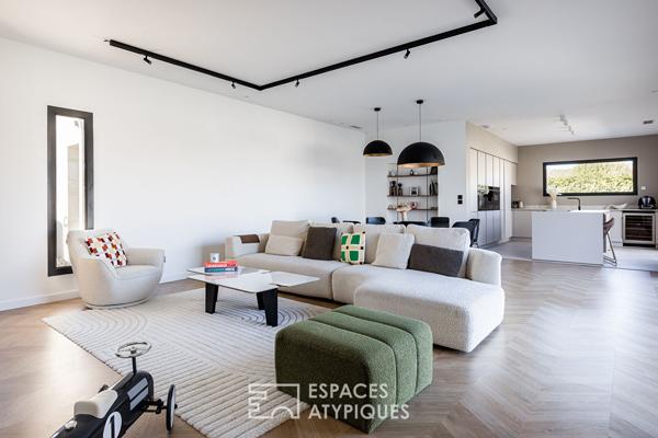 Maison contemporaine de plain-pied avec piscine à Buzet-sur-Tarn