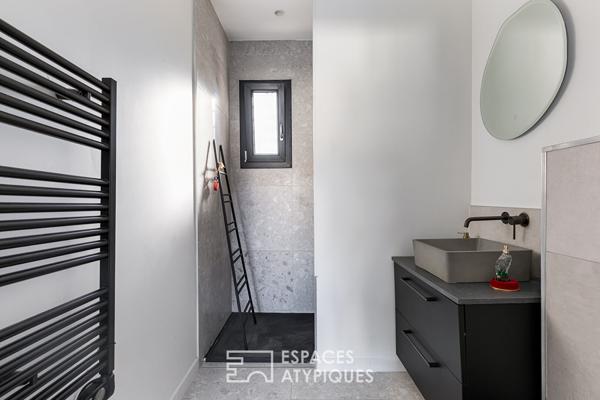 Maison contemporaine de plain-pied avec piscine à Buzet-sur-Tarn