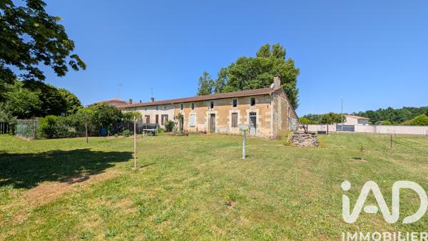 Immeuble à vendre 118 m² Bussac-Forêt