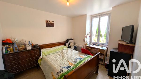 Immeuble à vendre 118 m² Bussac-Forêt