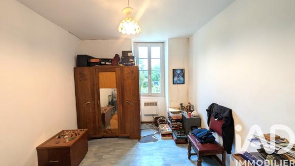 Immeuble à vendre 118 m² Bussac-Forêt