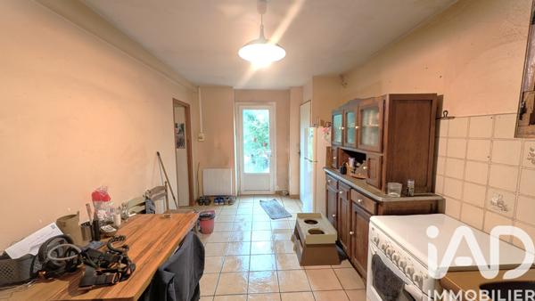 Immeuble à vendre 118 m² Bussac-Forêt