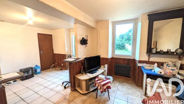 Immeuble à vendre 118 m² Bussac-Forêt