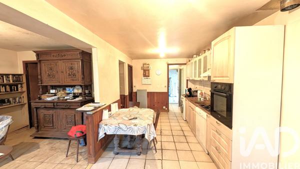Immeuble à vendre 118 m² Bussac-Forêt