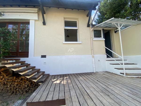 Maison en dépendance 2 pièces de 31 m² Loyer 1 400 €/mois charges comprises **  - Référence  15546