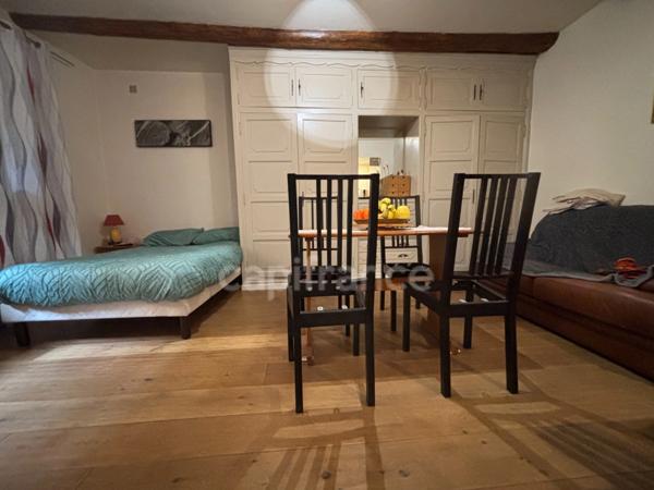 Appartement à vendre 1 pièces CASSIS (13) sur le port avec une absence totale de charges de copropriété