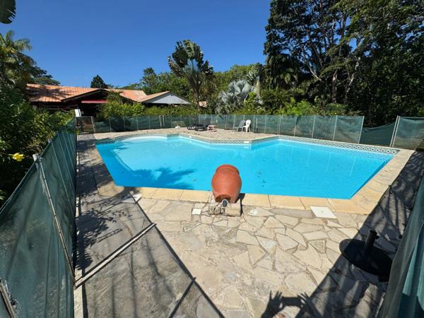 Spécial investisseur avisé, vente de deux hôtels restaurants fonds et immobiliers idéalement situés à Matoury, près de Cayenne