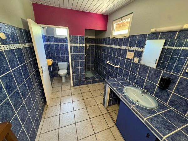 Spécial investisseur avisé, vente de deux hôtels restaurants fonds et immobiliers idéalement situés à Matoury, près de Cayenne