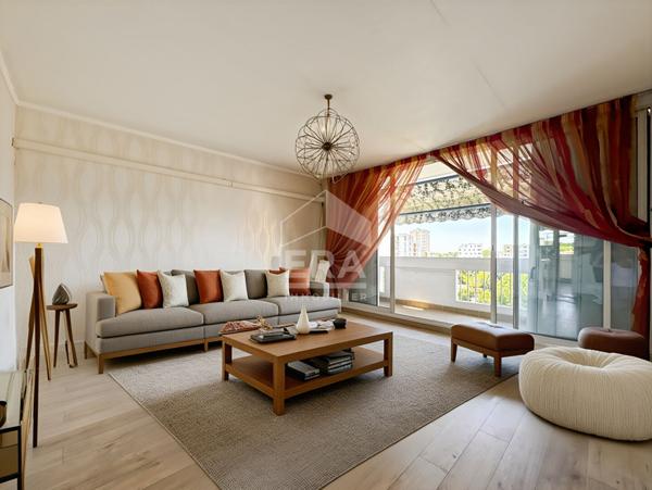 Appartement 5 pièces traversant 106 m²  Marseille 13012