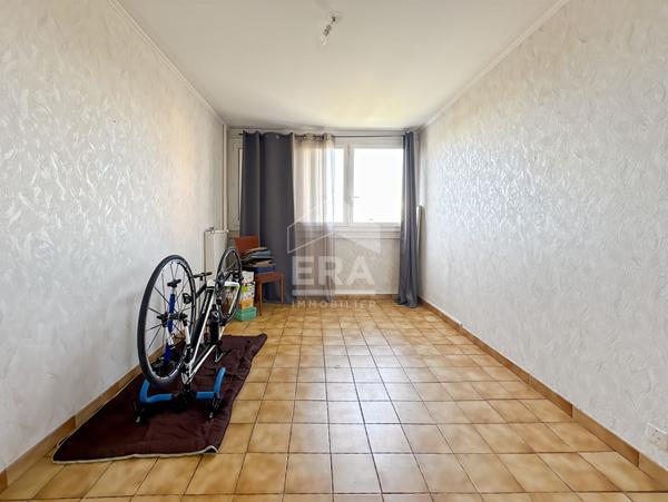 Appartement 5 pièces traversant 106 m²  Marseille 13012