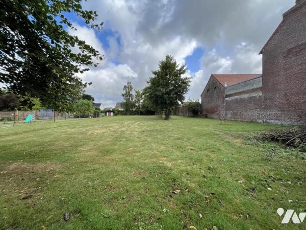 Terrain à bâtir en vente à Villers-Bretonneux (Somme) - 2120 m²