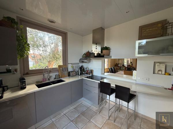 Maison 5 pièce(s) 4 chambre(s) 144 m²