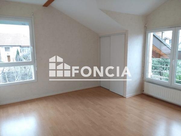 Location Maison 5 pièces 118.1 m² - 86 AVENUE DE CORZENT Thonon-les-bains 74200