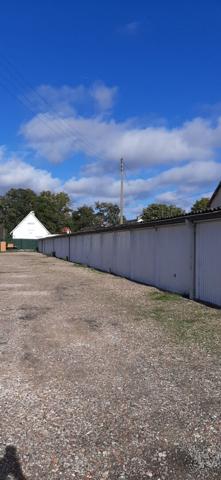 Parking / box  15 m2- Saint Aubin les Elbeufs 76410-Réf: BIZ-14
