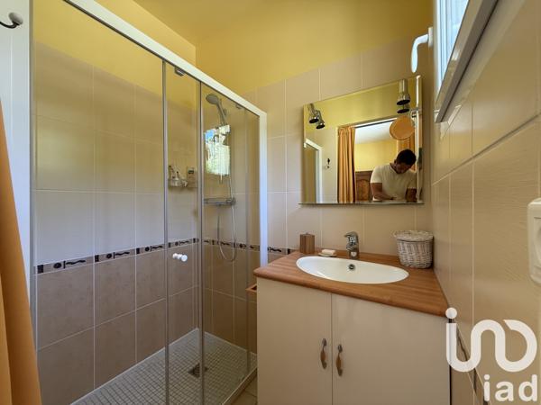 Maison à vendre 5 pièces 143 m² Barret-de-Lioure