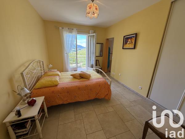 Maison à vendre 5 pièces 143 m² Barret-de-Lioure