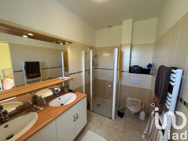 Maison à vendre 5 pièces 143 m² Barret-de-Lioure