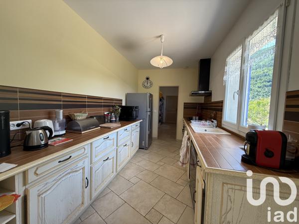 Maison à vendre 5 pièces 143 m² Barret-de-Lioure