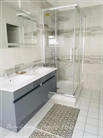 Authentique maison landaise  à Linxe 11 pièce(s) 389.94 m2