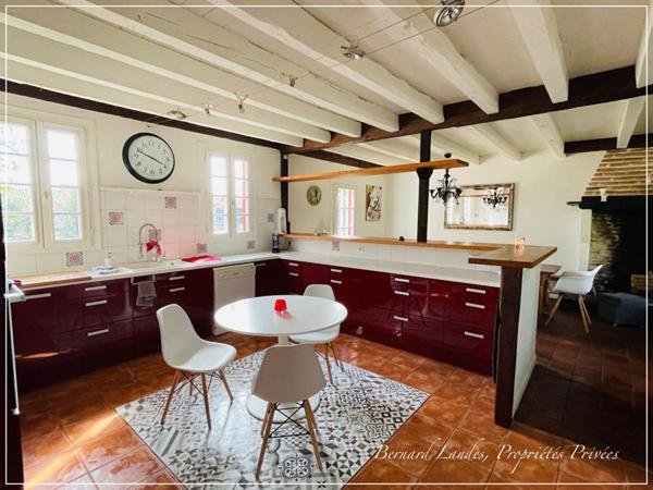 Authentique maison landaise  à Linxe 11 pièce(s) 389.94 m2