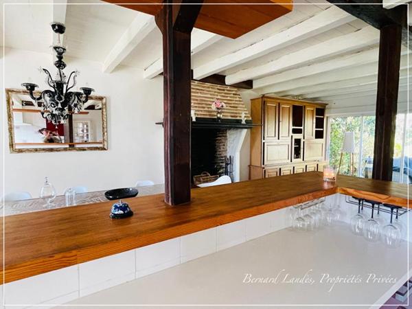 Authentique maison landaise  à Linxe 11 pièce(s) 389.94 m2