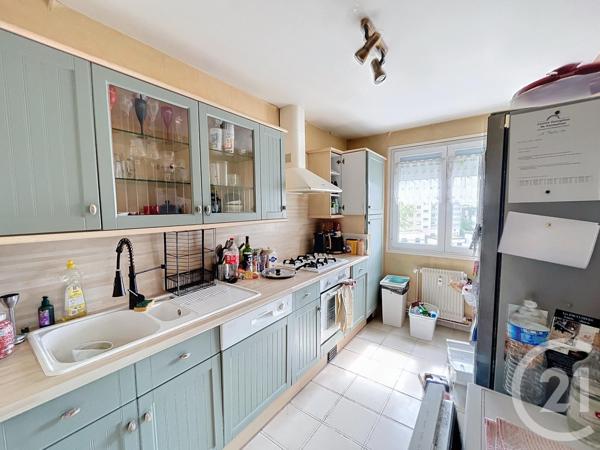 Appartement F4 à vendre  4 pièces - 79 m2 EPERNAY - 51