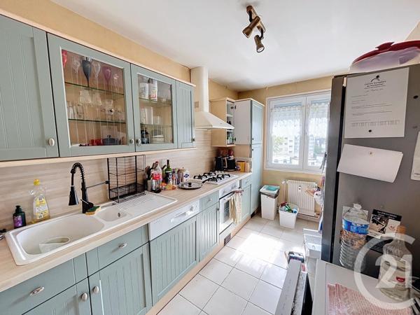 Appartement F4 à vendre  4 pièces - 79 m2 EPERNAY - 51