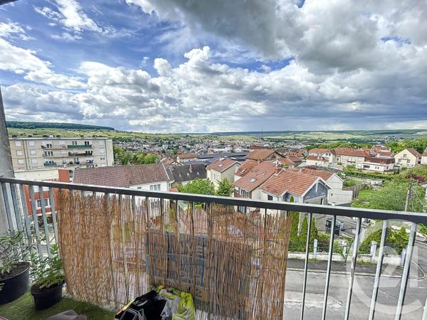 Appartement F4 à vendre  4 pièces - 79 m2 EPERNAY - 51