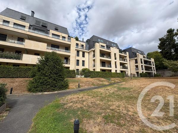 Appartement T4 à vendre  5 pièces - 100 m 2   SENLIS  - 60