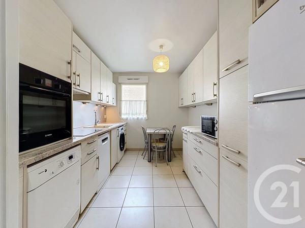 Appartement T4 à vendre  5 pièces - 100 m 2   SENLIS  - 60
