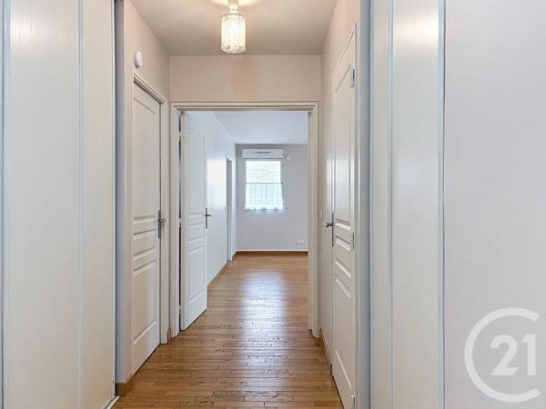 Appartement T4 à vendre  5 pièces - 100 m 2   SENLIS  - 60