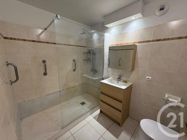 Appartement T4 à vendre  5 pièces - 100 m 2   SENLIS  - 60