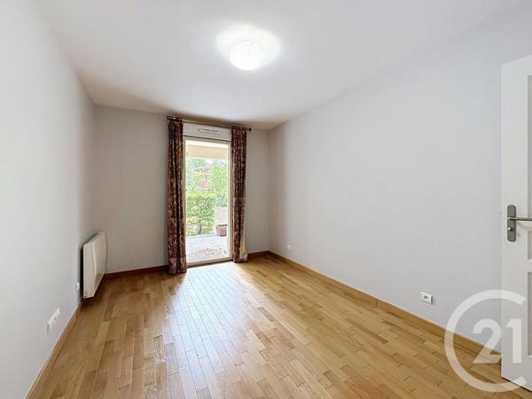 Appartement T4 à vendre  5 pièces - 100 m 2   SENLIS  - 60