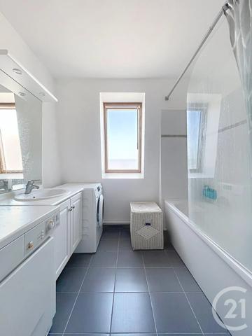 Appartement T3 à vendre  3 pièces - 69,73 m 2   COMPIEGNE  - 60
