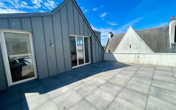 Appartement à vendre    4 pièces • 207,20 m2 Larmor-Plage