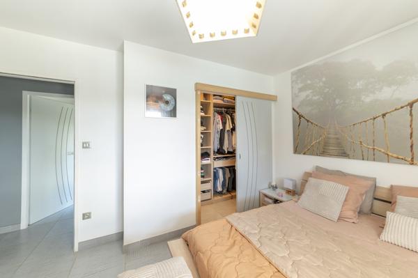 Montauban (82000) EXCLUSIVITÉ, COUP DE CŒUR, MAISON RÉCENTE T7 AVEC GARAGES ET PISCINE