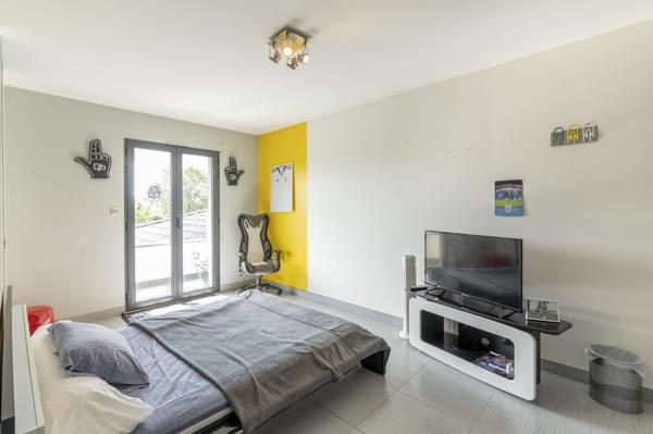 Montauban (82000) EXCLUSIVITÉ, COUP DE CŒUR, MAISON RÉCENTE T7 AVEC GARAGES ET PISCINE