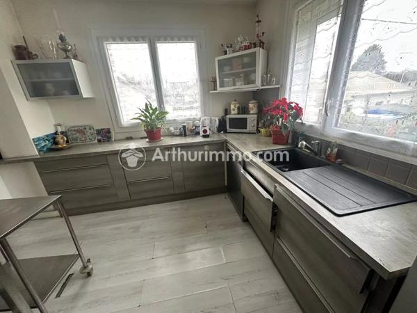 Vente Maison 5 pièces 120 m2 à Saint-Astier